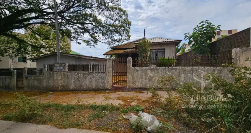 Terreno à venda na Rua Mandaguari, 870, Zona 07, Maringá