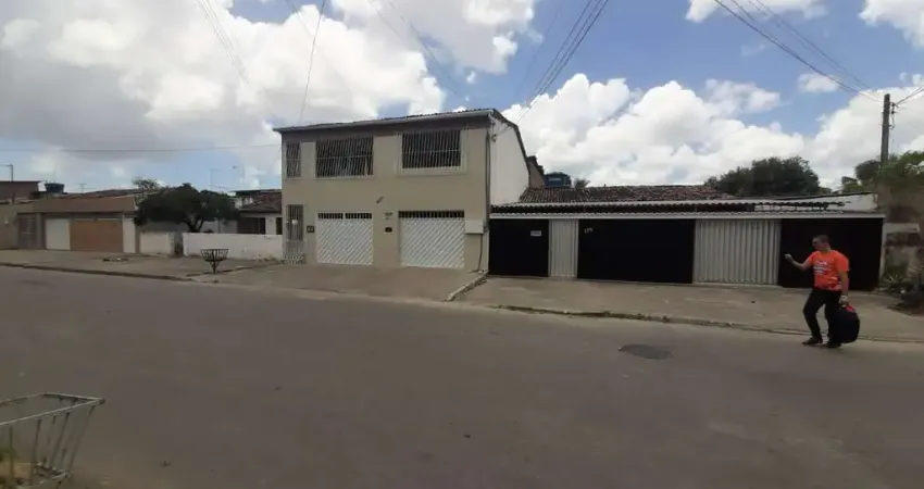 Oportunidade Única, Prédio c/06 Casas, 02 Pavimentos, Paulista Aceito Carro