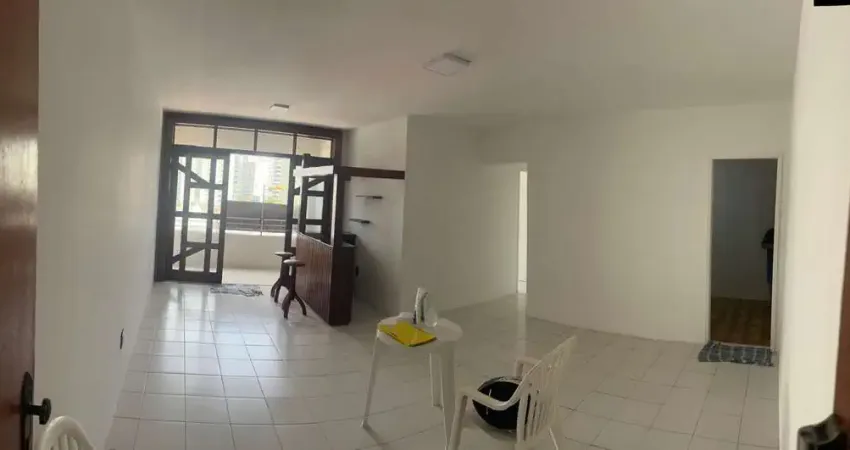 Excelente 03 quartos + dependência, 1 vaga, 4ºandar, boa viagem, financiamos