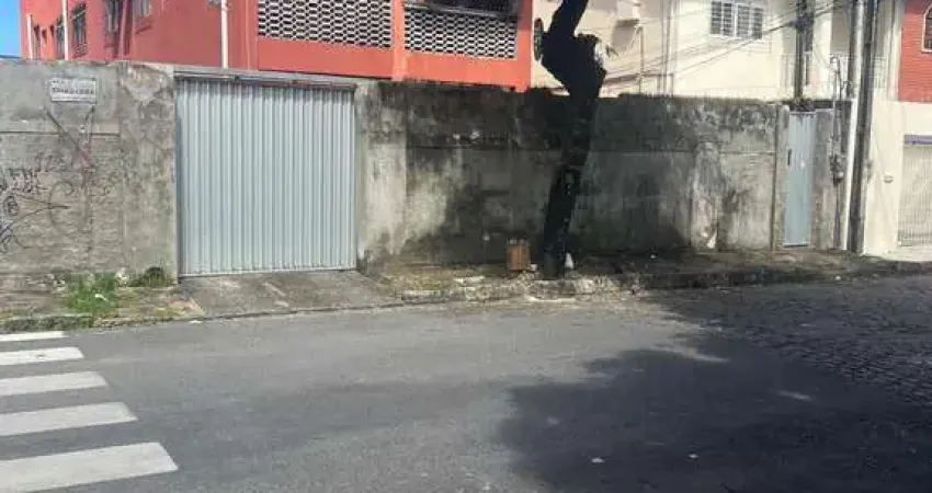 Ótimo 02 quartos + dependência, 01 vaga, av. mario melo, santo amaro, aceito financio, ac carro