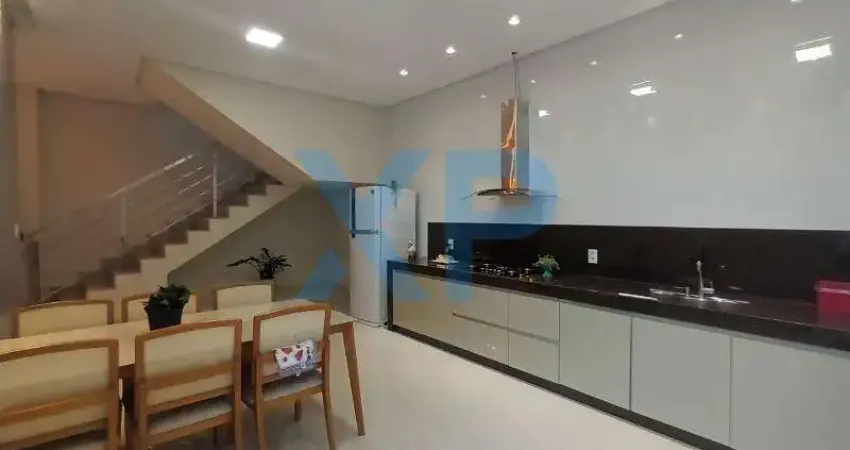 CASA DUPLEX A VENDA NO BAIRRO SANTA MARTA EM DIVINÓPOLIS-MG