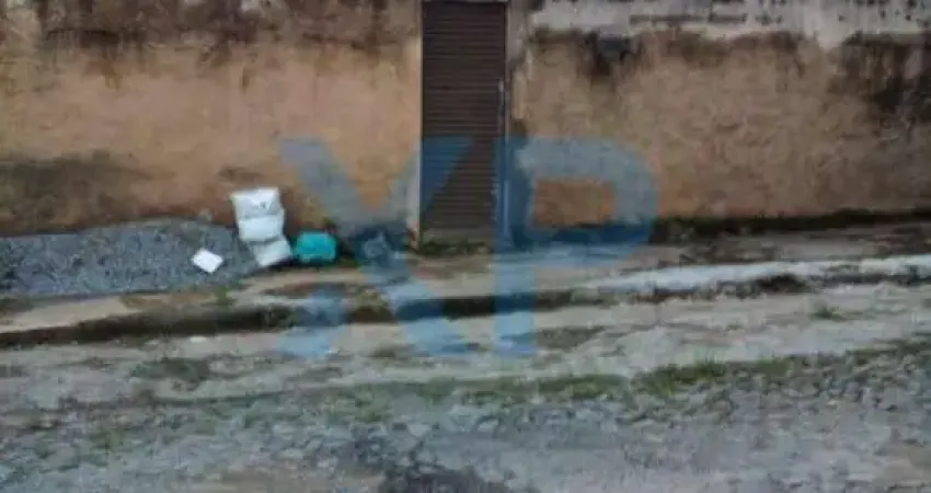 CASA RESIDENCIAL A VENDA NO BAIRRO L.P.PEREIRA EM DIVINÓPOLIS-MG