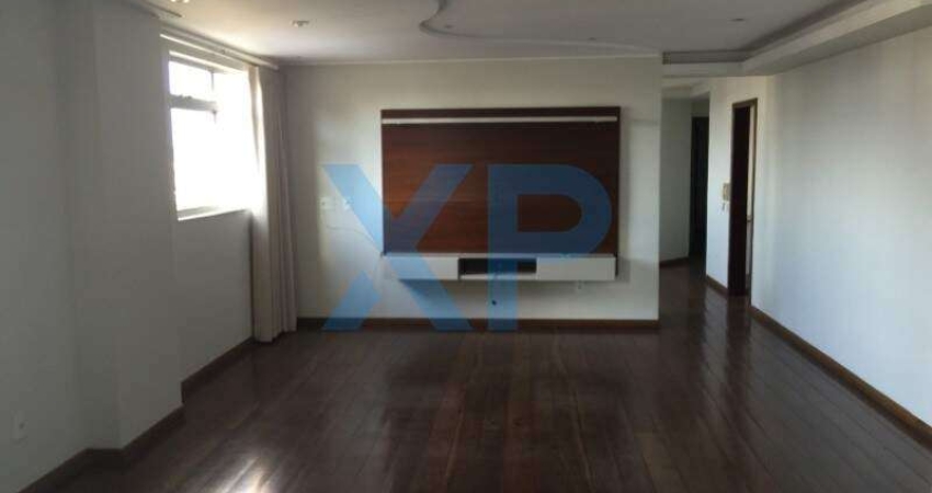 Apartamento com 4 quartos à venda na Avenida Antônio Olímpio de Morais, Centro, Divinópolis