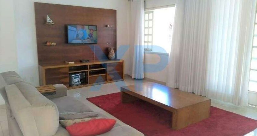 Casa à venda, 3 quartos, 1 suíte, 1 vaga, Manoel Valinhas - Divinopolis/MG