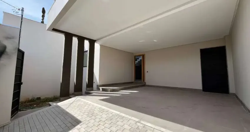 CASA DE ALTO PATRAO NO BOM PASTOR EM DIVINOPOLIS MG