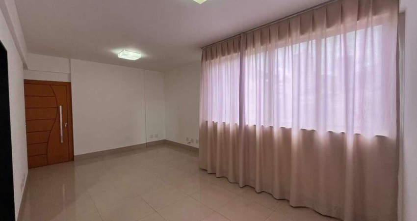 Apartamento de 3 quartos com suíte e 2 vagas de garagem no Centro de Divinópolis-MG