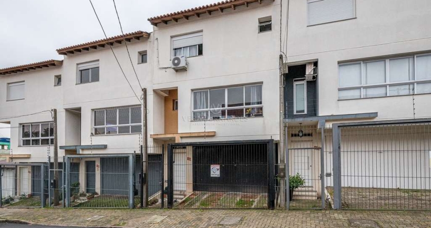 Casa com 3 quartos à venda na Rua Delfina da Cunha, --, Camaquã, Porto Alegre