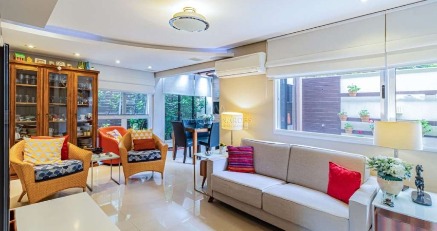 Casa em condomínio fechado com 3 quartos à venda na Avenida Engenheiro Ludolfo Boehl, --, Teresópolis, Porto Alegre