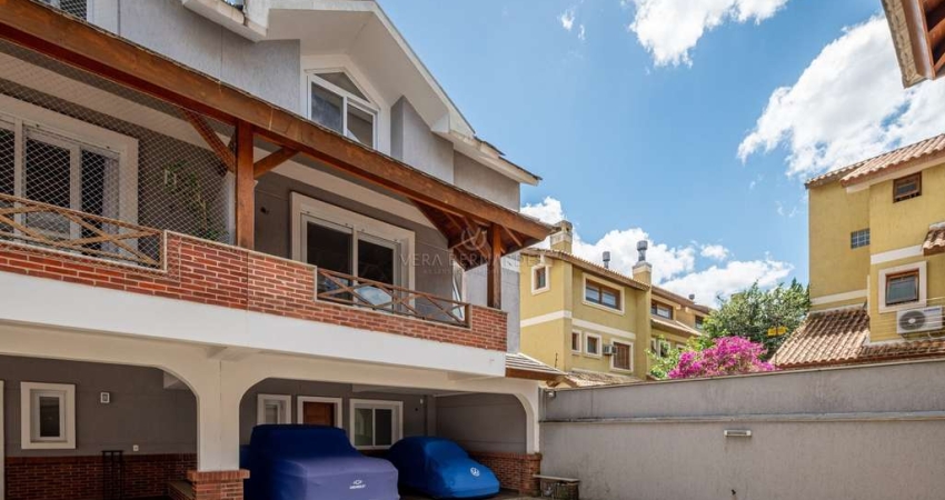 Casa em condomínio fechado com 3 quartos à venda na Rua General Rondon, --, Vila Assunção, Porto Alegre