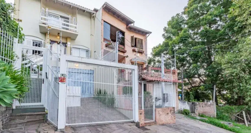 Casa com 3 quartos à venda na Rua Mariano de Matos, 215, Santa Tereza, Porto Alegre