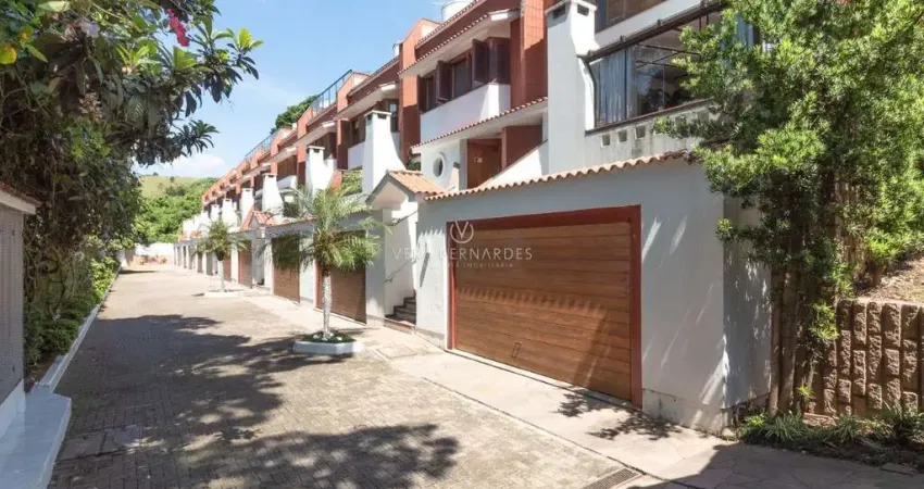 Casa em condomínio fechado com 3 quartos à venda na Avenida Taquary, --, Cristal, Porto Alegre