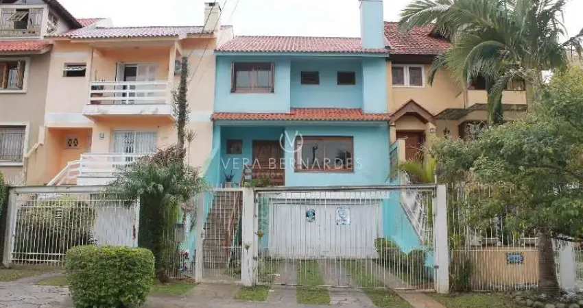 Casa com 3 quartos à venda na Rua Josué Guimarães, 192, Espírito Santo, Porto Alegre