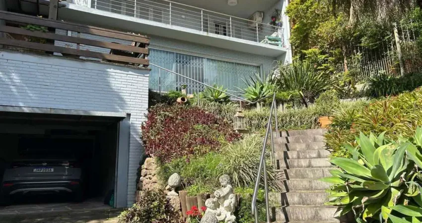 Casa com 3 quartos à venda na Rua Edgar Luiz Schneider, --, Jardim Isabel, Porto Alegre