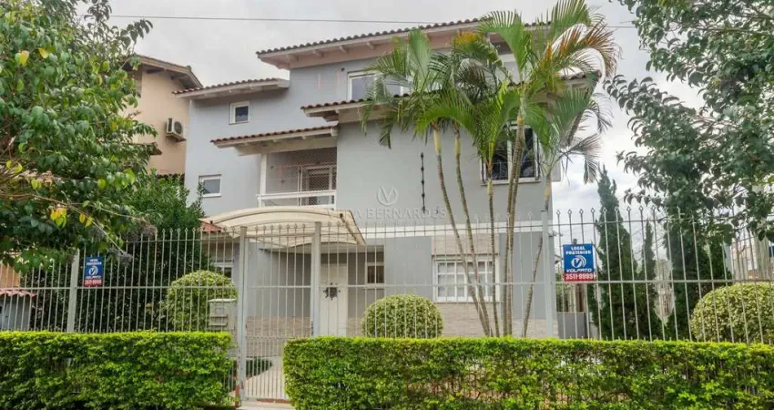 Casa com 3 quartos à venda na Rua Luiz Delfino, --, Espírito Santo, Porto Alegre