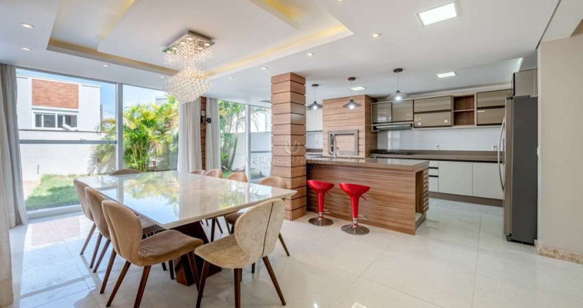 Casa em condomínio fechado com 4 quartos à venda na Rua Ivo Walter Kern, --, Hípica, Porto Alegre