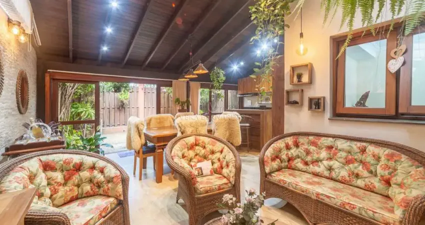 Casa em condomínio fechado com 3 quartos à venda na Avenida Cai, --, Cristal, Porto Alegre