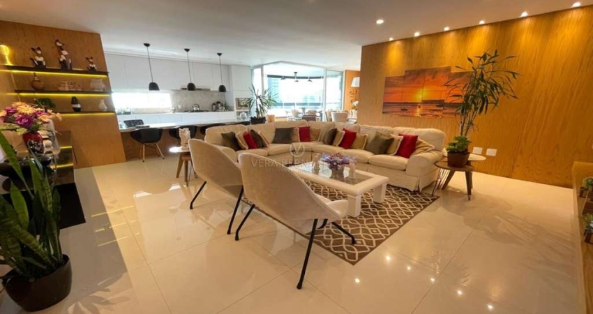 Apartamento com 4 quartos à venda na Rua 260, 220, Meia Praia, Itapema