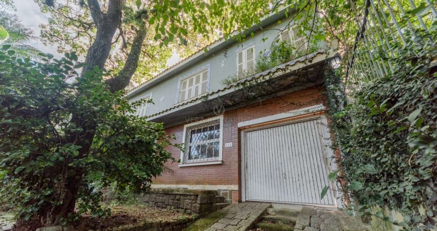 Casa com 4 quartos à venda na Rua Guaraum, 112, Vila Assunção, Porto Alegre