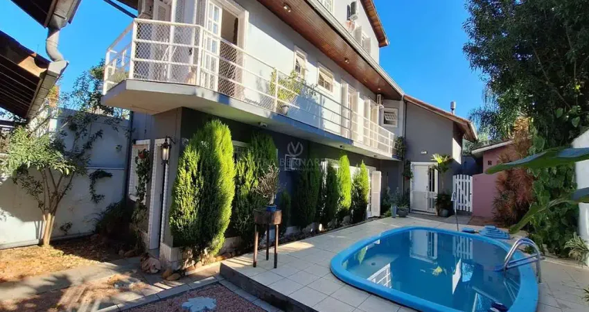 Casa com 4 quartos à venda na Rua José Pedro de Moura, --, Jardim Isabel, Porto Alegre