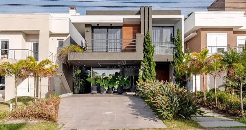 Casa em condomínio fechado com 3 quartos à venda na Avenida Juca Batista, --, Belém Novo, Porto Alegre
