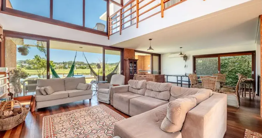 Casa em condomínio fechado com 3 quartos à venda na Avenida Juca Batista, --, Belém Novo, Porto Alegre