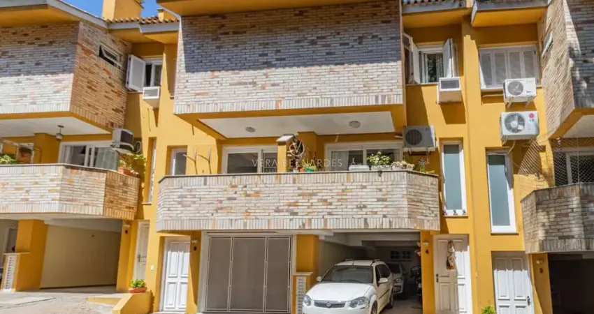 Casa em condomínio fechado com 3 quartos à venda na Rua Almirante Câmara, --, Tristeza, Porto Alegre