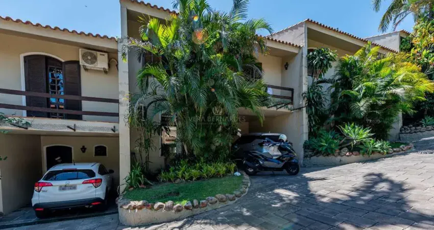 Casa em condomínio fechado com 3 quartos à venda na Avenida Cai, --, Cristal, Porto Alegre