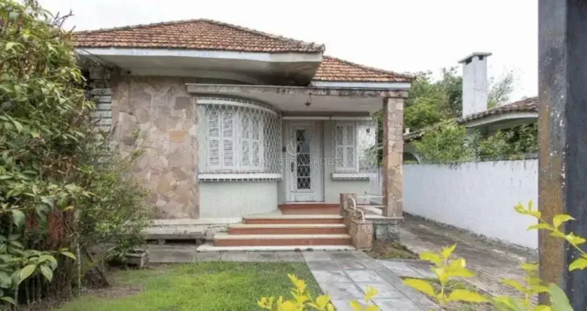 Casa com 3 quartos à venda na Rua Comendador Castro, --, Ipanema, Porto Alegre