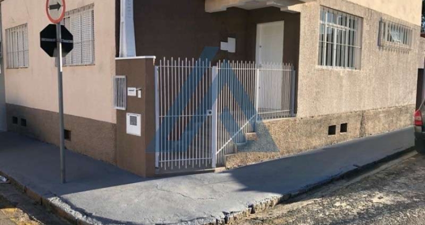 Casa comercial para locação no Centro de Jundiaí-SP: 5 salas, 2 banheiros, 90m² de área.