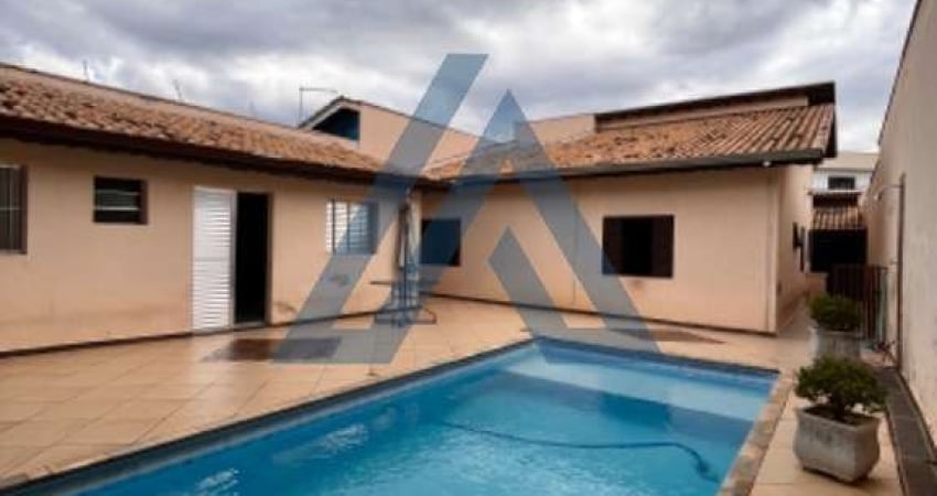 Imóvel espaçoso e confortável no Jardim Merci I em Jundiaí-SP: 4 quartos, 1 suíte, 2 salas, 4 banheiros, 4 vagas, 344m².