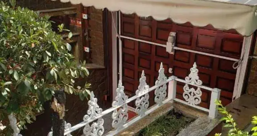 Sobrado amplo para uso comercial ou residencial – ótima estrutura e versatilidade