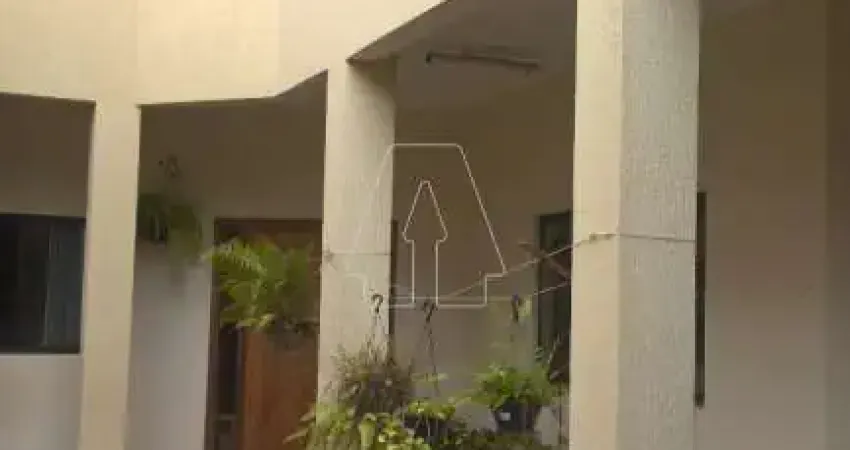 Casa com 4 quartos para alugar no Centro, Araçatuba 
