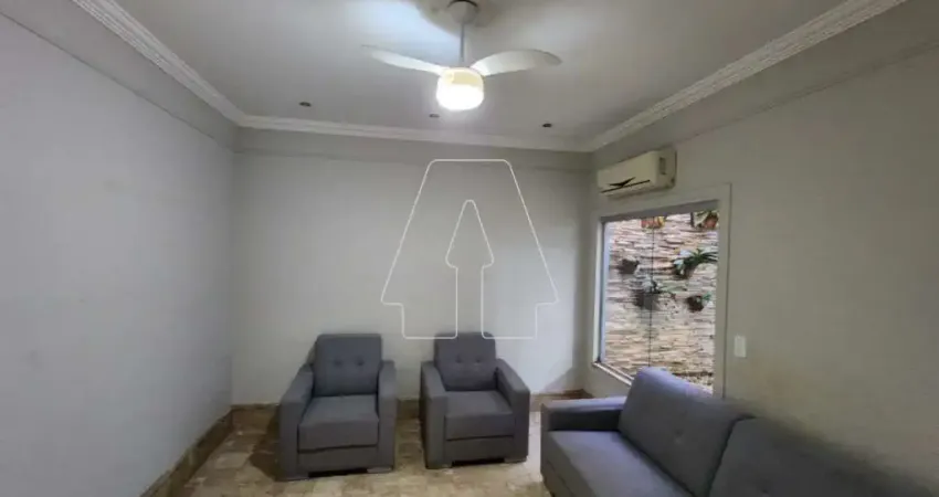 Casa Residencial no bairro Parque Baguaçu em Araçatuba-SP