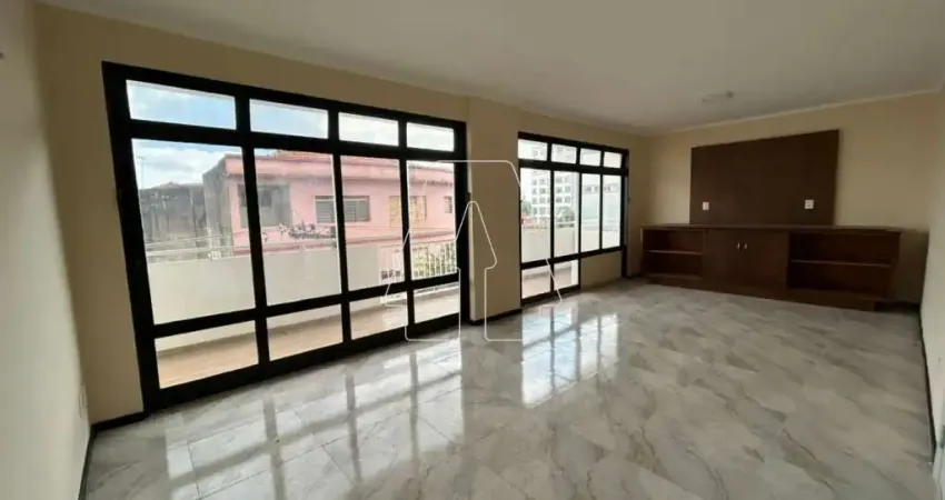 Apartamento com 3 quartos para alugar na Carlos Gomes, 11, Centro, Araçatuba