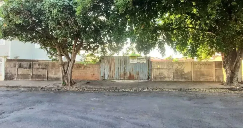 Terreno à venda na São Benedito, s/n, Vila Industrial, Araçatuba