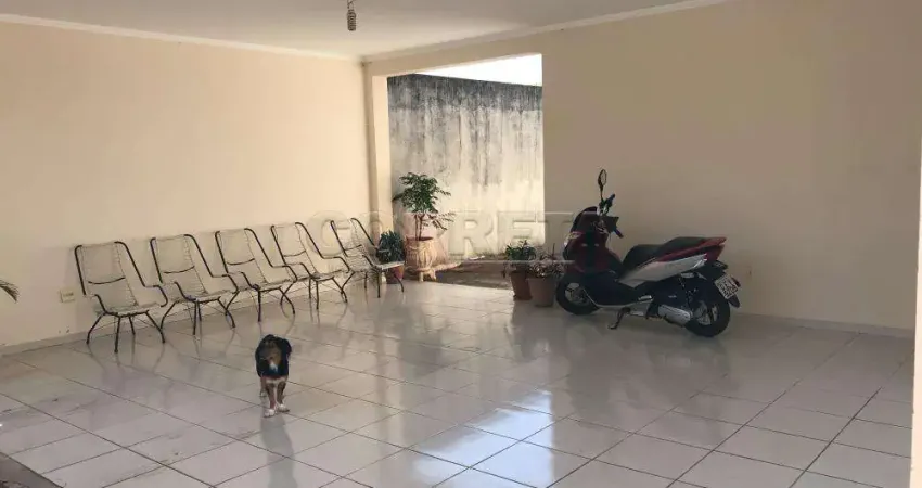 Casa com 3 quartos à venda na Antonio Gomes do Amaral, 70, Santana, Araçatuba