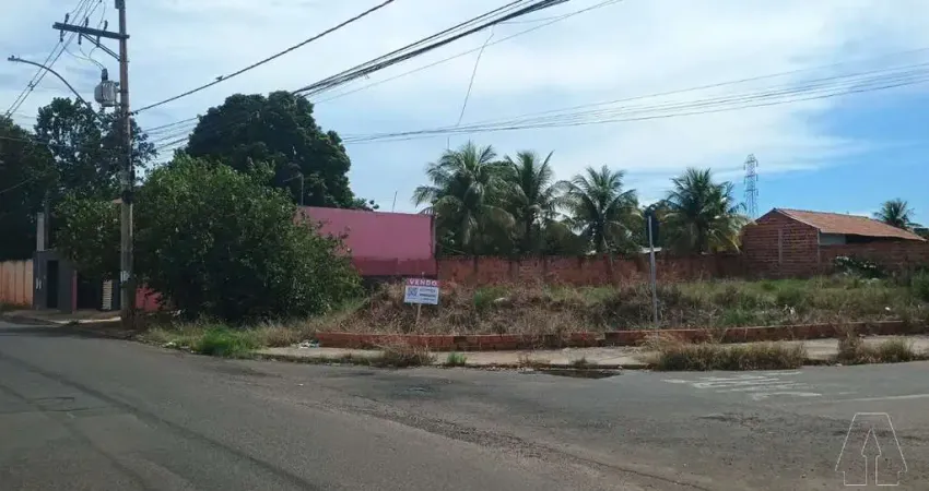 Terreno à venda no Petit-Trianon, Araçatuba