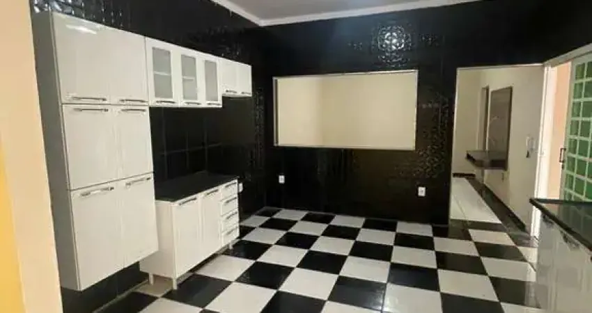 Casa com 3 quartos para alugar no Água Branca II, Araçatuba 