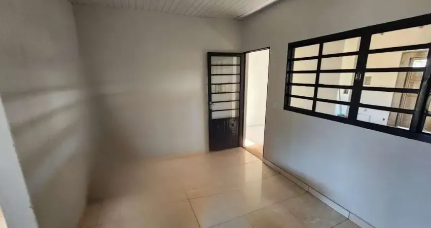 Casa com 2 quartos para alugar no Porto Real I, Araçatuba 