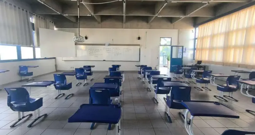 Barracão / Galpão / Depósito à venda na Vila Estádio, Araçatuba