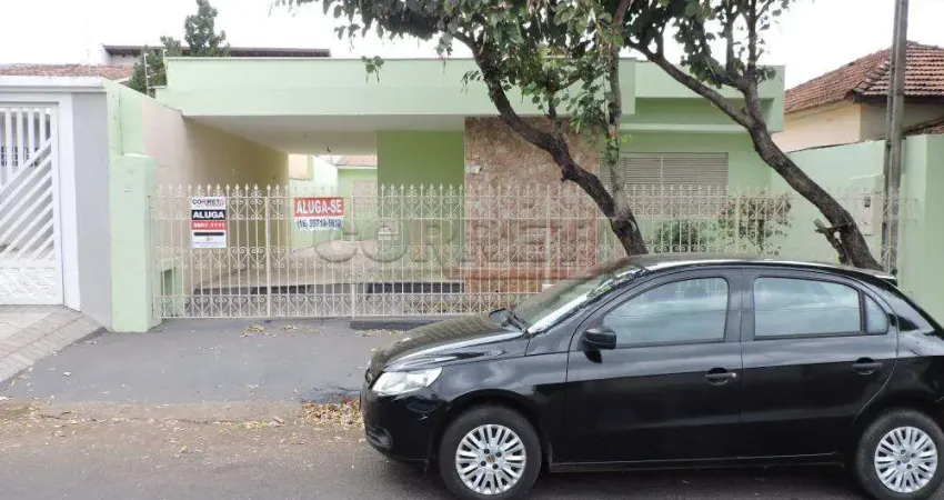 Casa com 3 quartos à venda no São João, Araçatuba