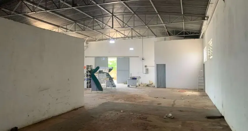 Barracão / Galpão / Depósito à venda no Iporã, Araçatuba