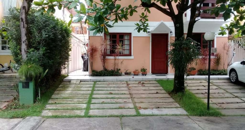 Casa em condomínio fechado com 4 quartos à venda na Avenida Diogo Gomes Carneiro, 110, Butantã, São Paulo