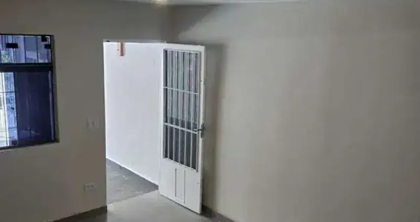 Casa com 2 quartos à venda na Rua Apeu, 323, Vila Brasílio Machado, São Paulo