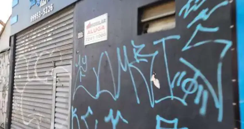 Barracão / Galpão / Depósito à venda na Rua Abílio Pedro Ramos, 893, Vila Nilo, São Paulo