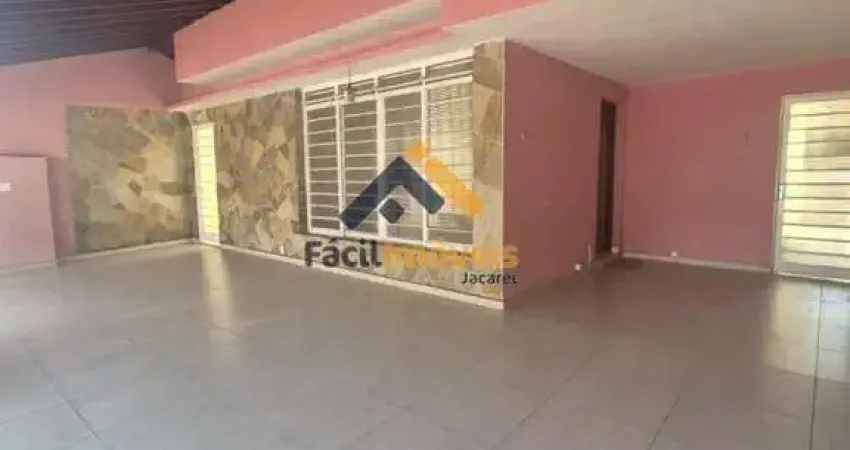 Casa para Locação em Jacareí, Centro, 3 dormitórios, 1 suíte, 3 banheiros, 2 vagas