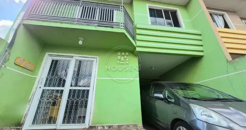 Casa com 3 quartos à venda na Rua Jornalista Emílio Zola Florenzano, 801, Tatuquara, Curitiba