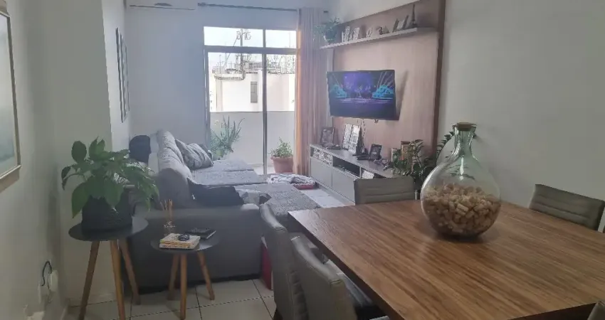 APARTAMENTO 2 DORMITORIOS COM 1 SUITE  E HOME OFICCE CENTRO FLORIANOPOLIS