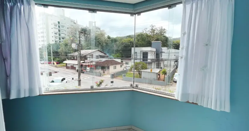 Excelente apartamento de 3 dormitórios na melhor região do itacorubi