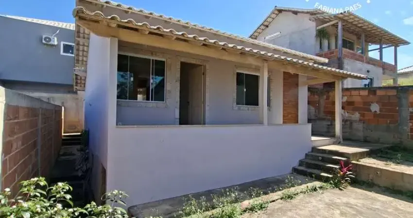 Casa para Venda em Saquarema, Aterrado, 2 dormitórios, 1 suíte, 2 banheiros, 1 vaga